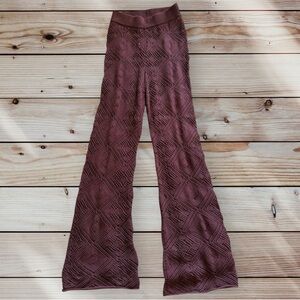 🌿 Free People “The Beach” Crochet Wide-Leg Pants – XS – NWOT 🌿